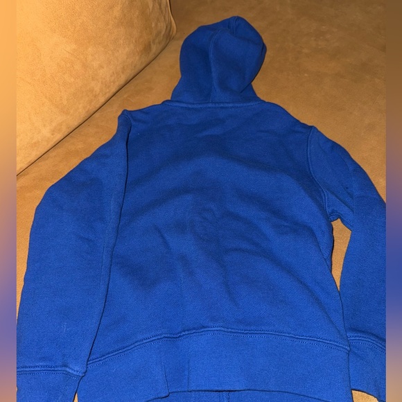 Ralph Lauren boys hoodie. Size 4. Excellent used condition. - Picture 3 of 4